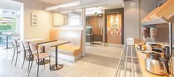 Отель B&B Hotel Herblay Эрбле