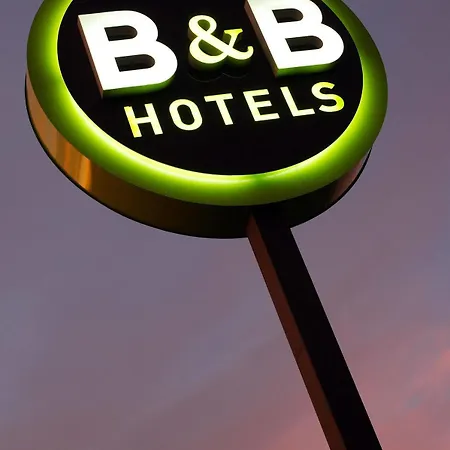 B&B Hotel Herblay מלון 2*