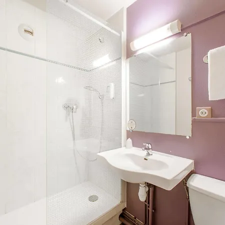 B&B Hôtel Herblay Hotel