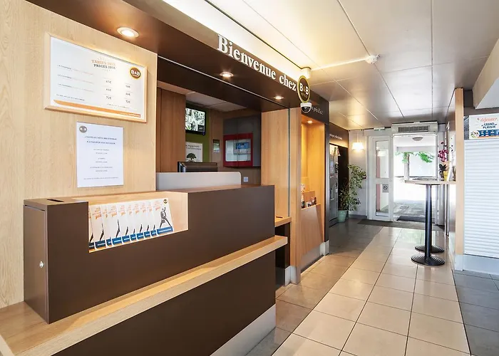 B&B Hotel Herblay Hotel 2*