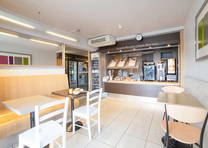 B&B Hotel Herblay 2* Эрбле